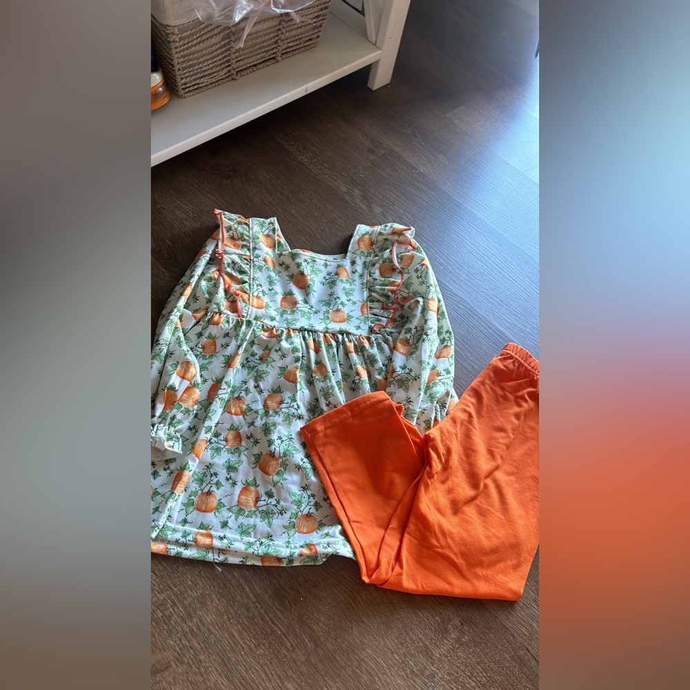 4T smocked pumpkin outfit